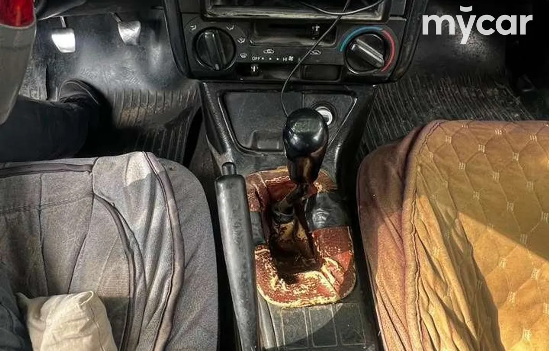 Toyota Carina 1993