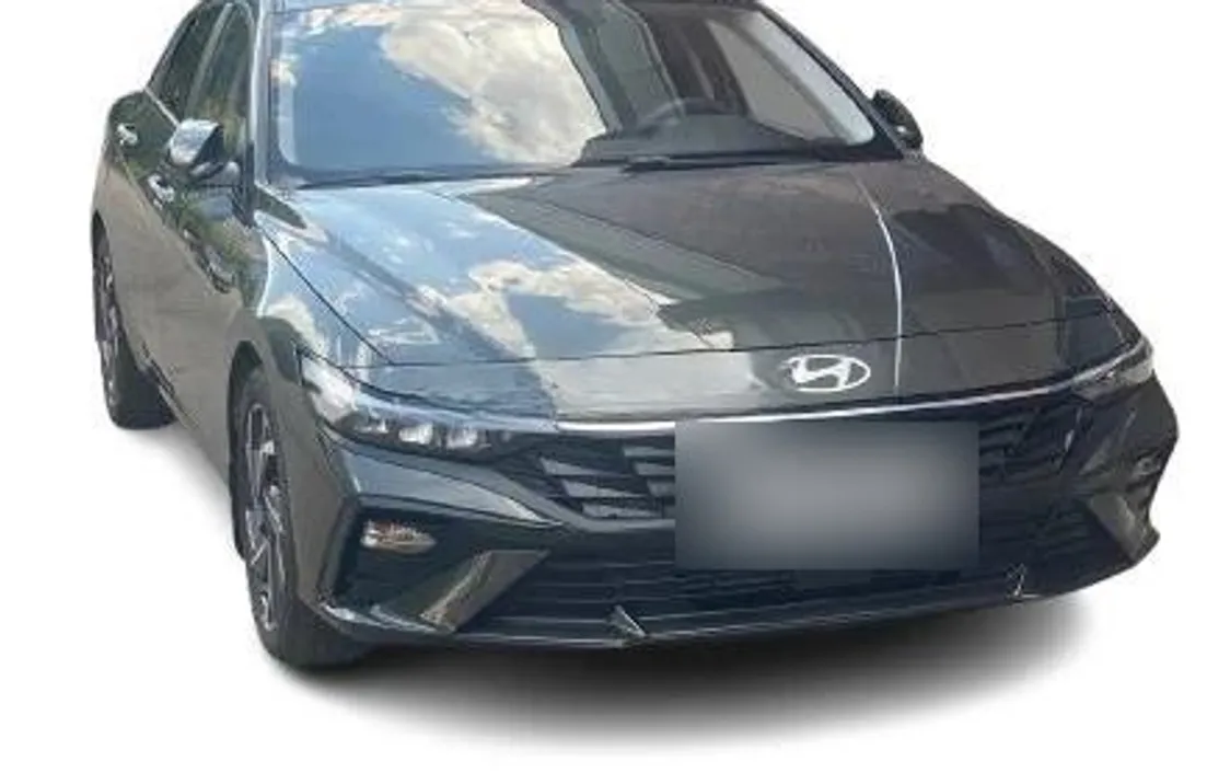 Hyundai Elantra 2024