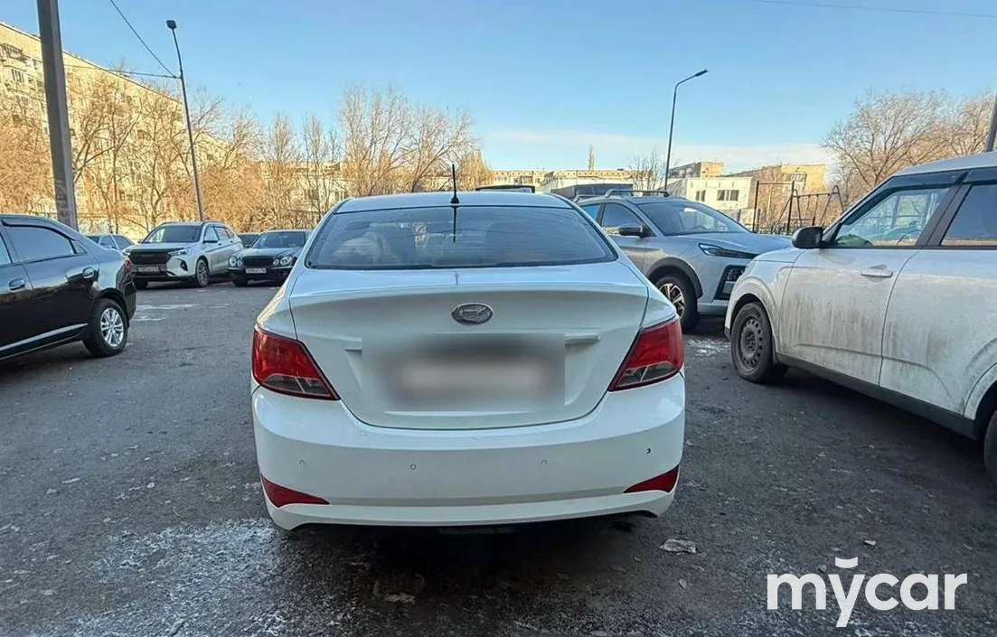 Hyundai Accent 2014