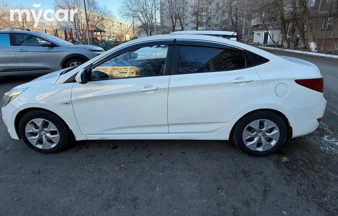 Hyundai Accent 2014