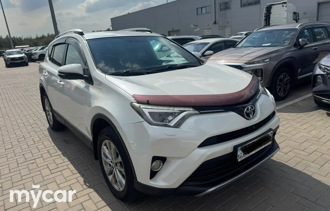 Toyota RAV4 2017