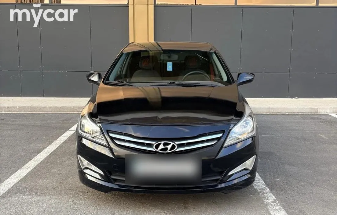 Hyundai Accent 2015