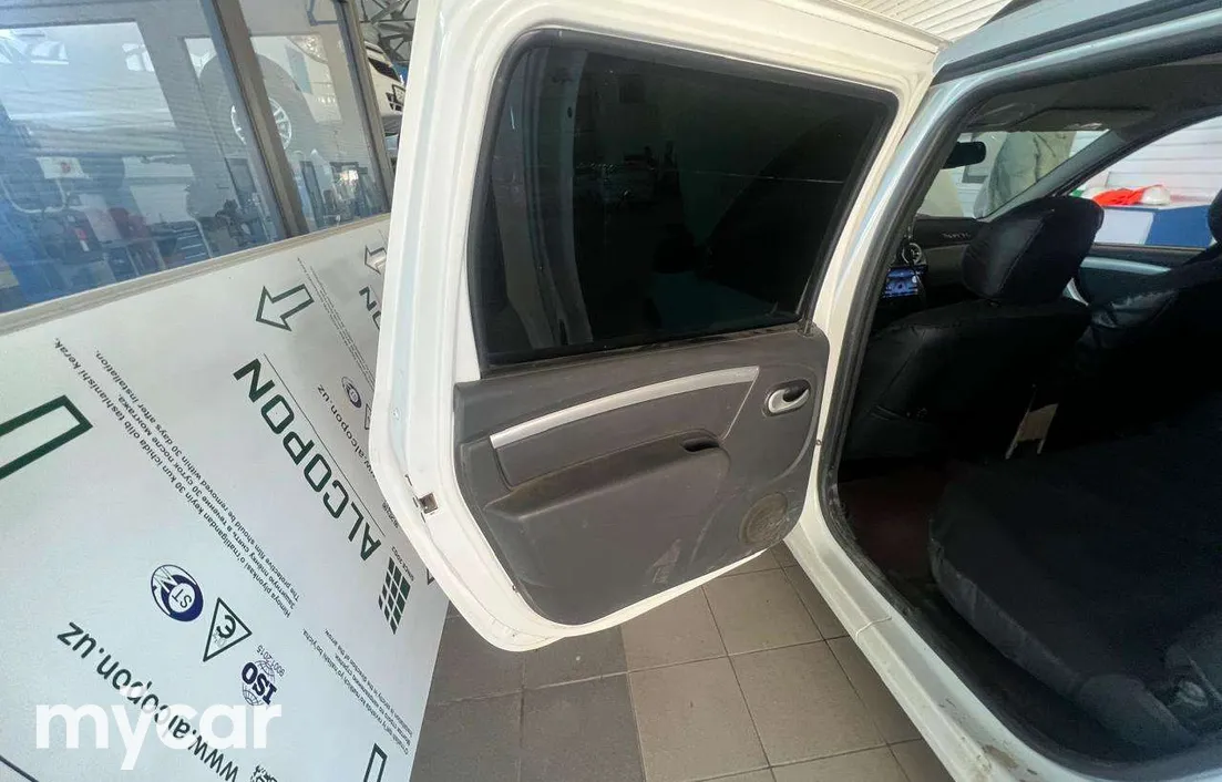 LADA Largus 2019