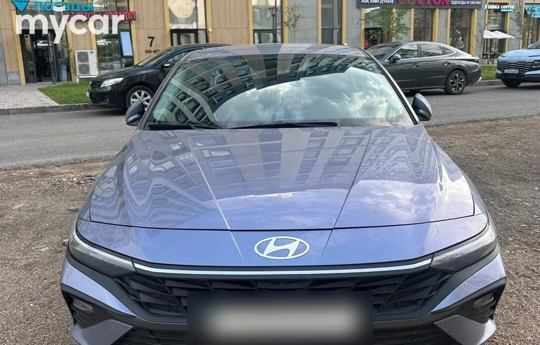 Hyundai Elantra 2023