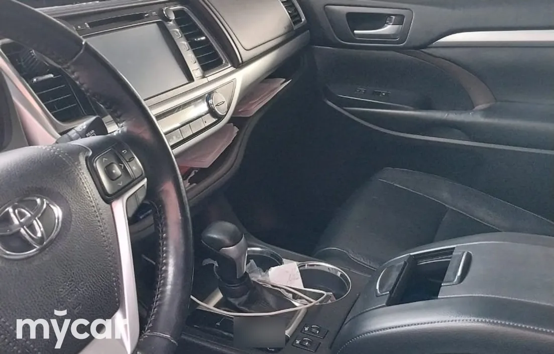 Toyota Highlander 2018