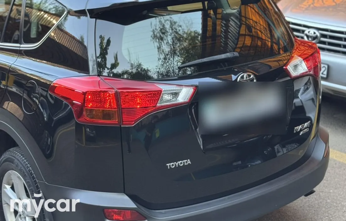 Toyota RAV4 2014