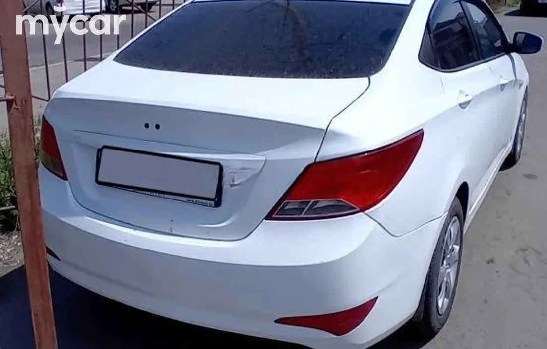Hyundai Accent 2014