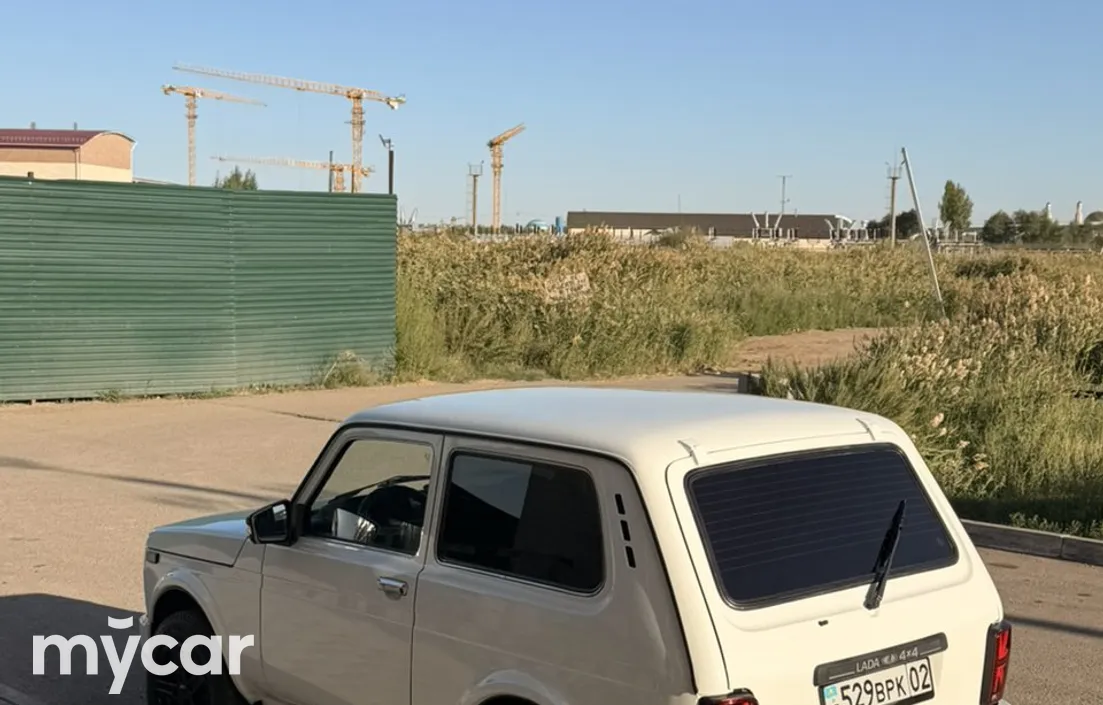 LADA 2121 (4x4) 2013