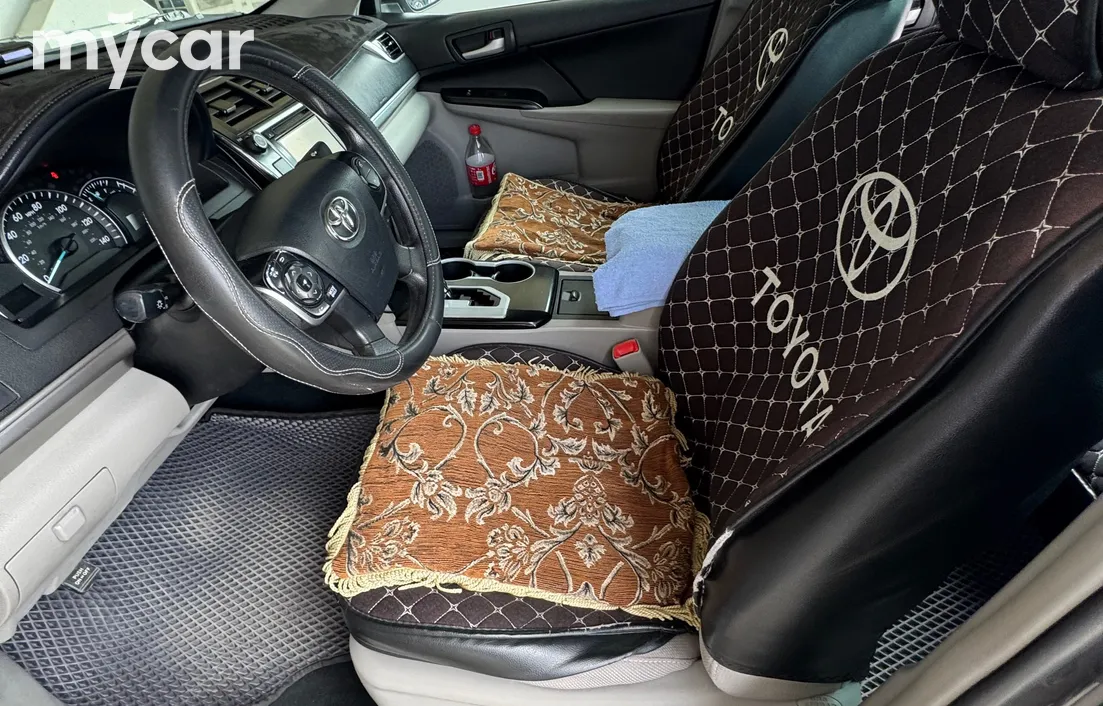 Toyota Camry 2014