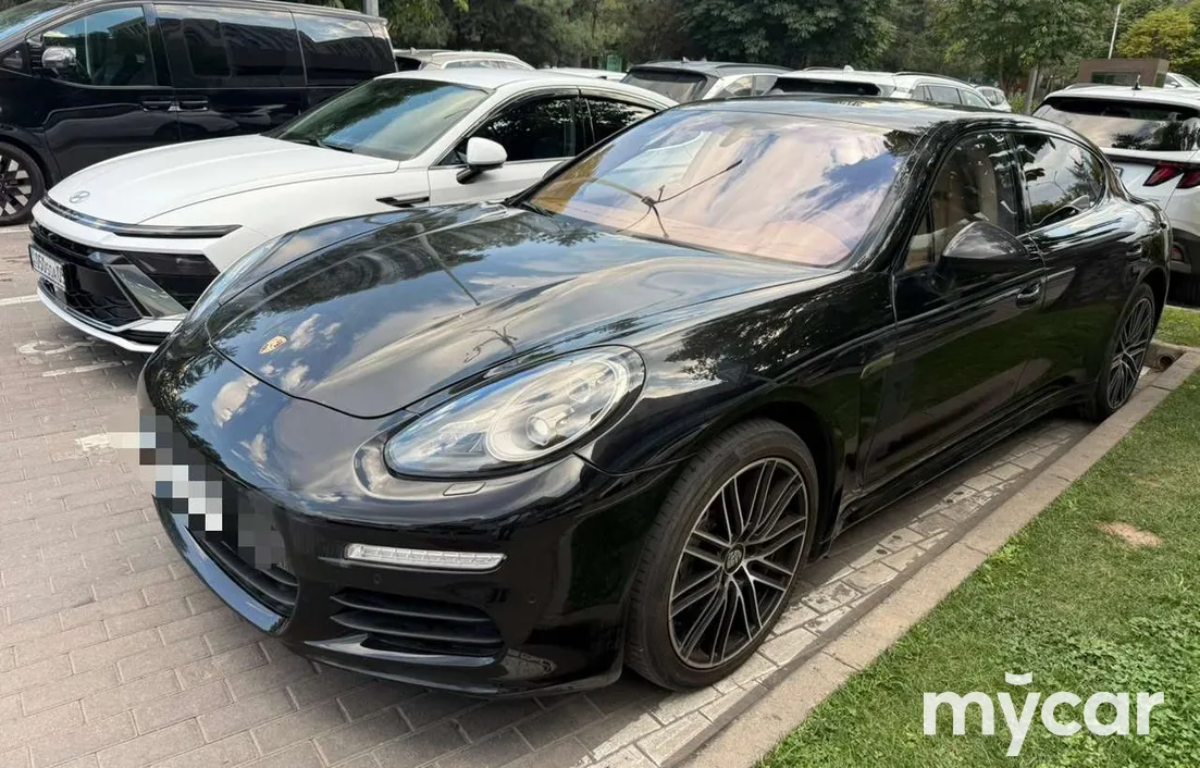 Porsche Panamera 2013