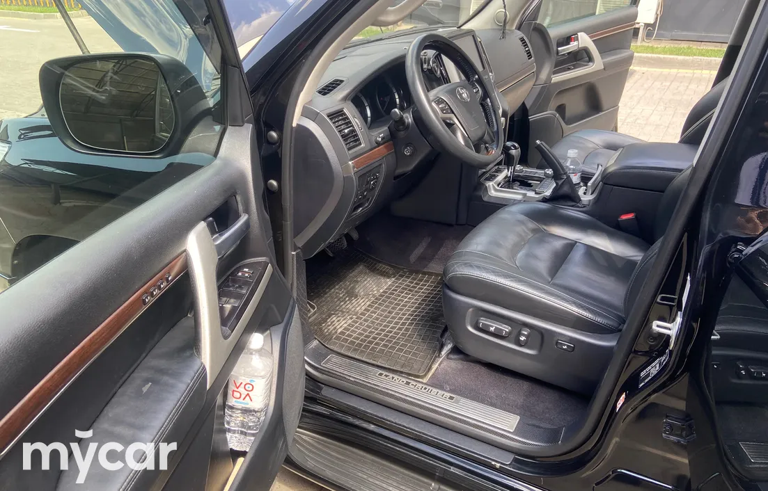 Toyota Land Cruiser 2016