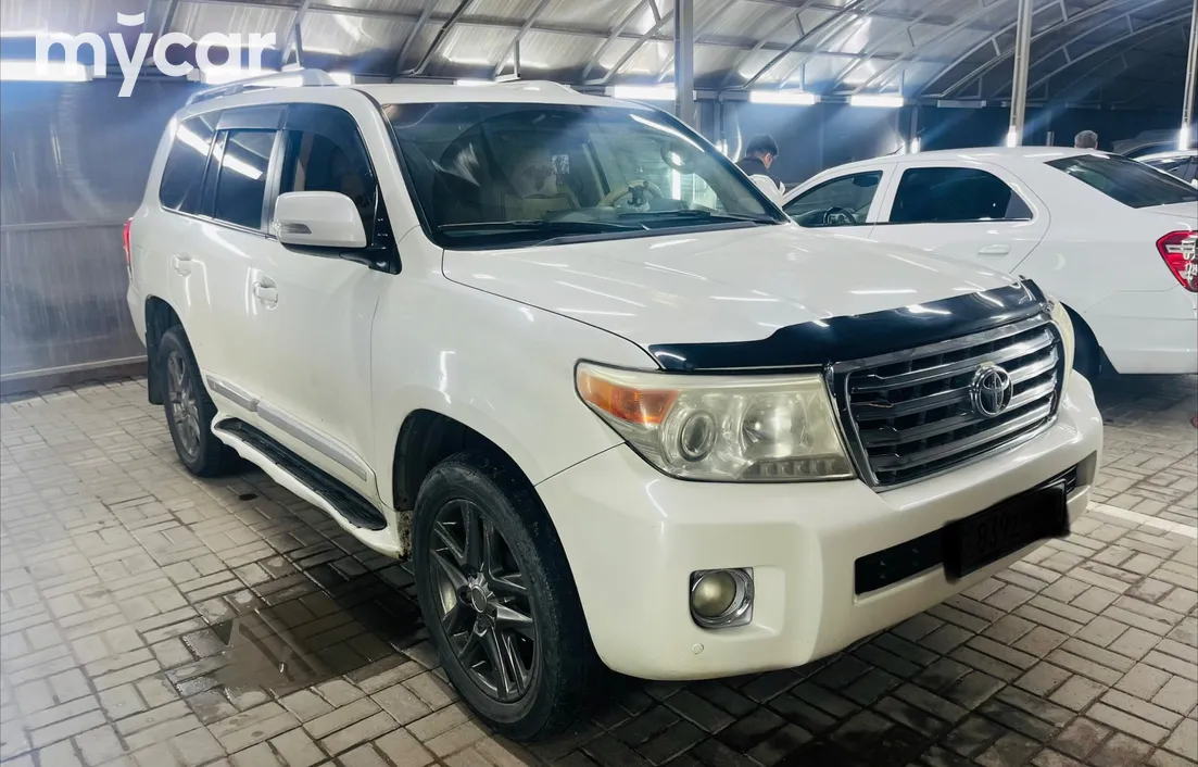 Toyota Land Cruiser 2014