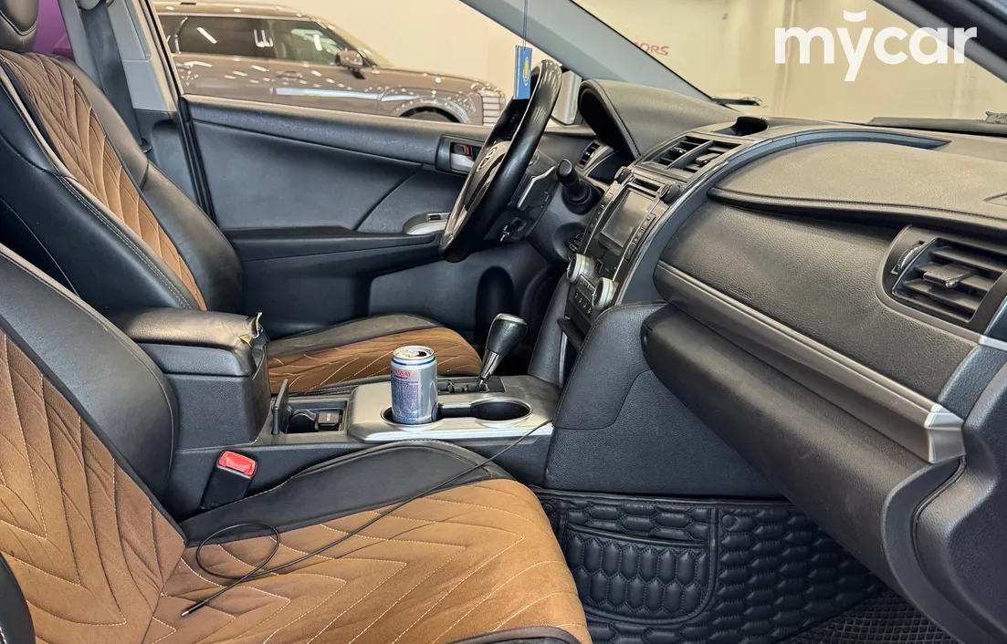 Toyota Camry 2014