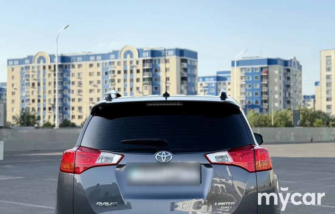 Toyota RAV4 2015