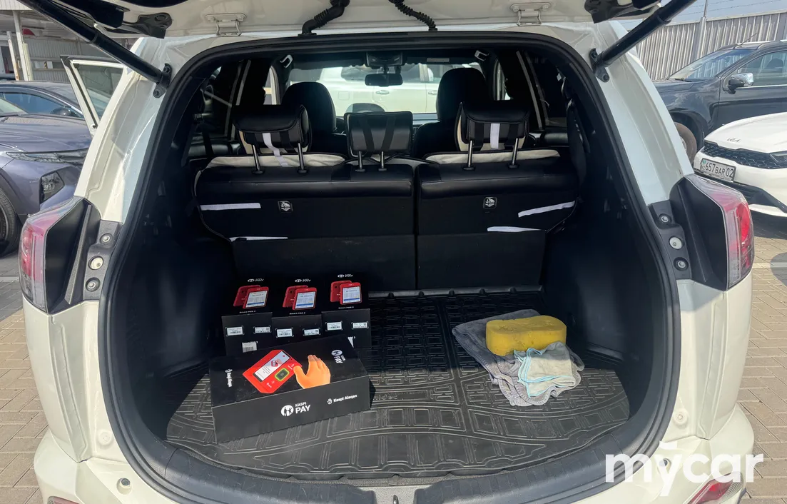 Toyota RAV4 2017
