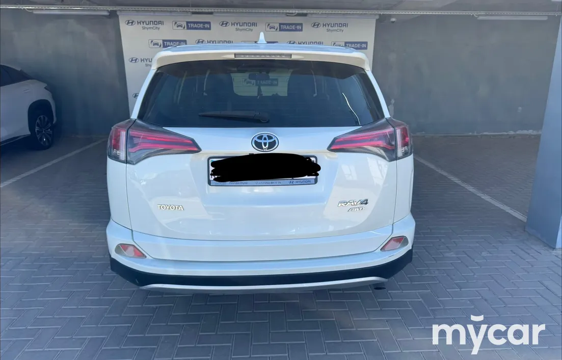 Toyota RAV4 2016
