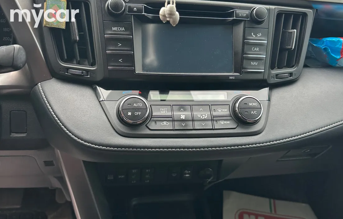 Toyota RAV4 2016