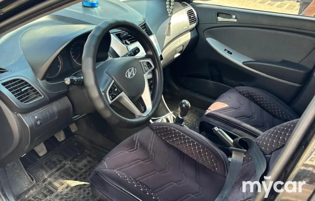 Hyundai Accent 2014