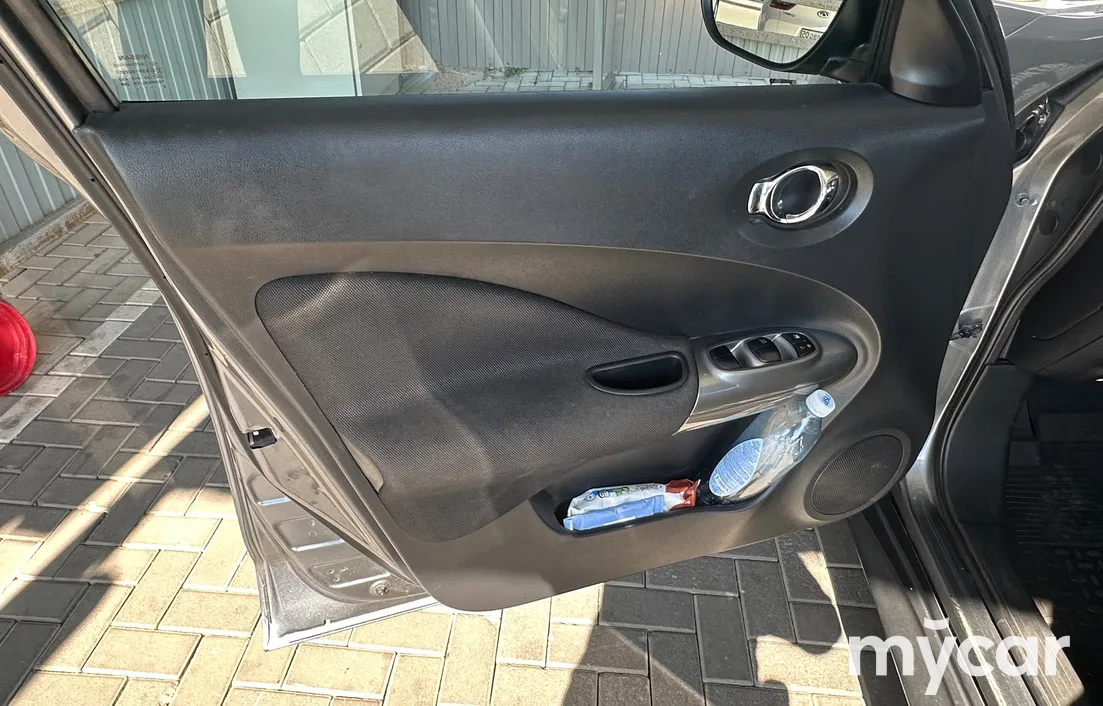 Nissan Juke 2012