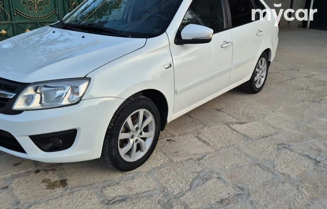 LADA Granta 2015