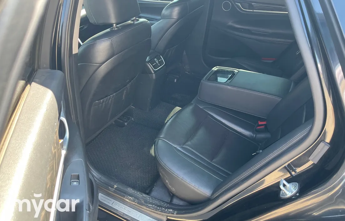 Hyundai Grandeur 2017