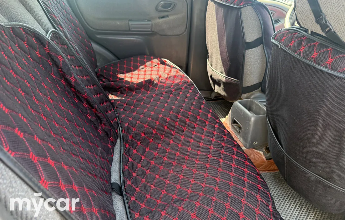 Suzuki Grand Vitara 2000