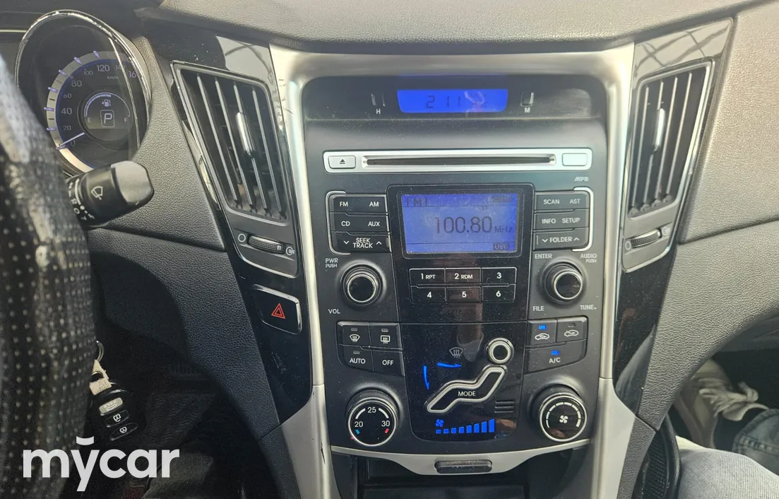 Hyundai Sonata 2012