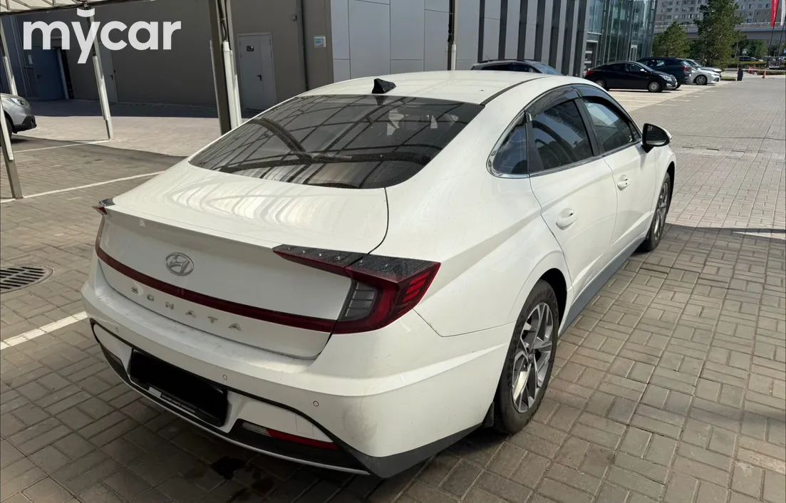 Hyundai Sonata 2022