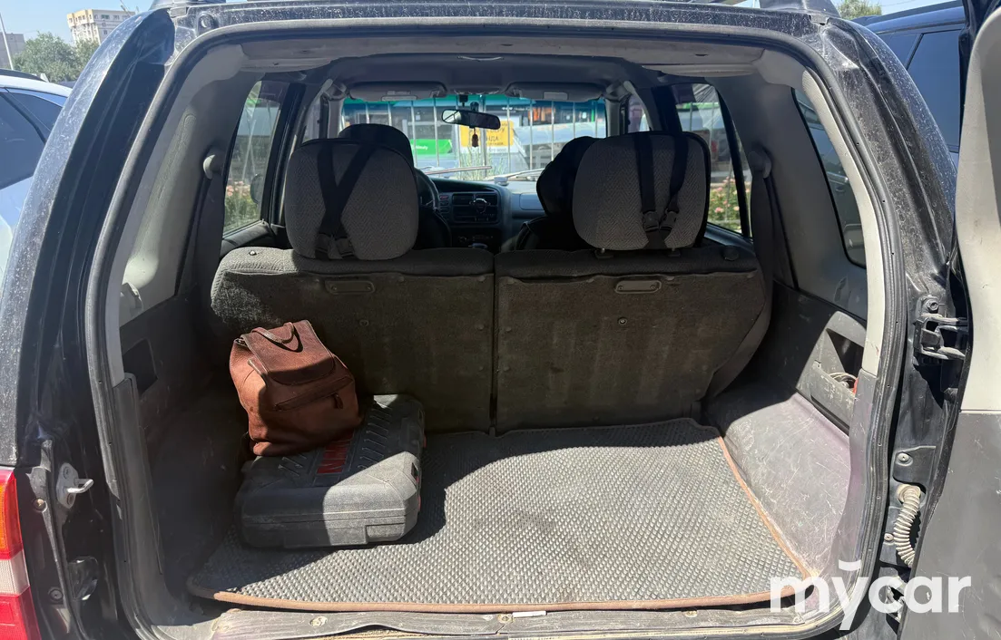 Suzuki Grand Vitara 2000