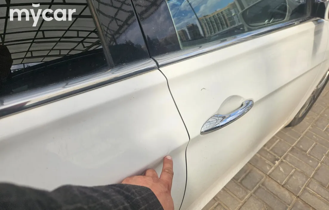 Hyundai Sonata 2012