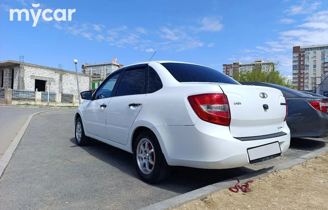 LADA Granta 2017
