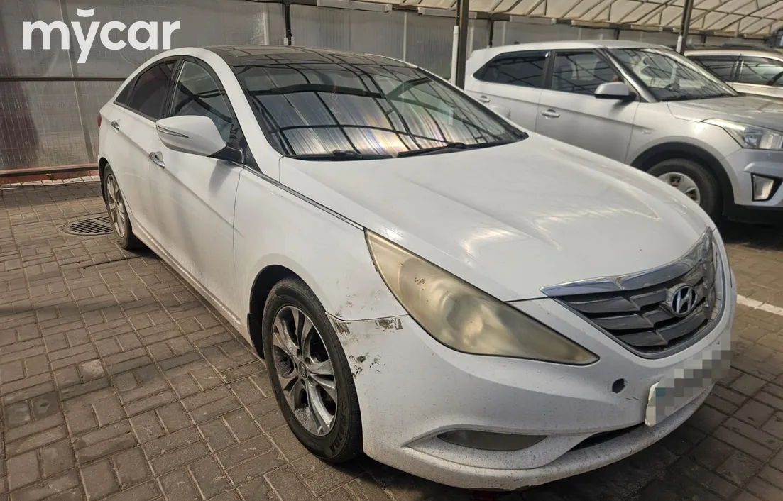 Hyundai Sonata 2012