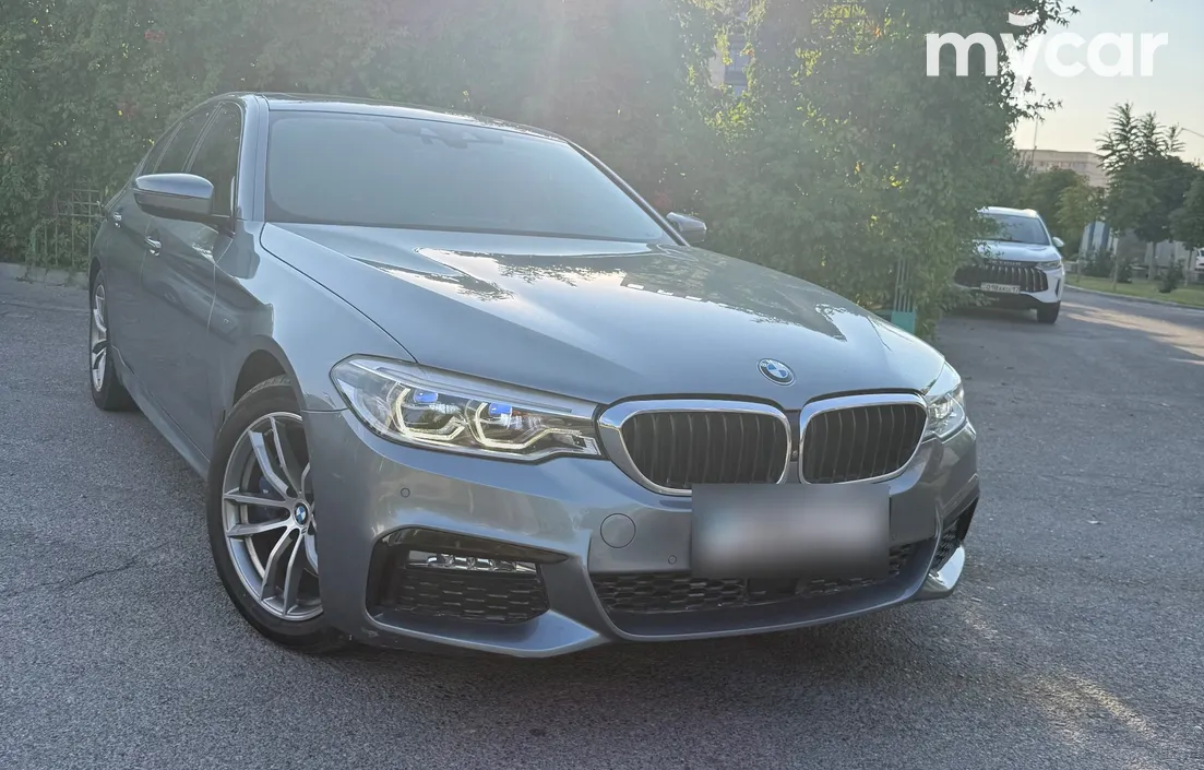BMW 5 серия 2017