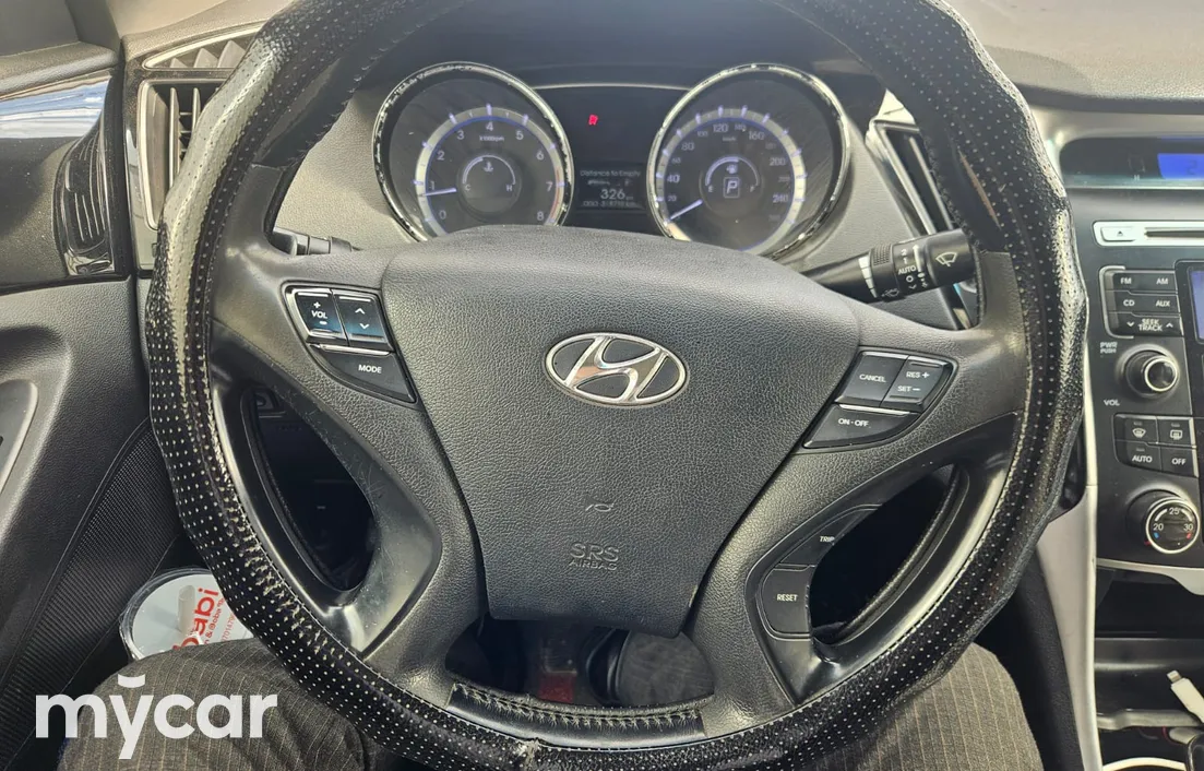 Hyundai Sonata 2012