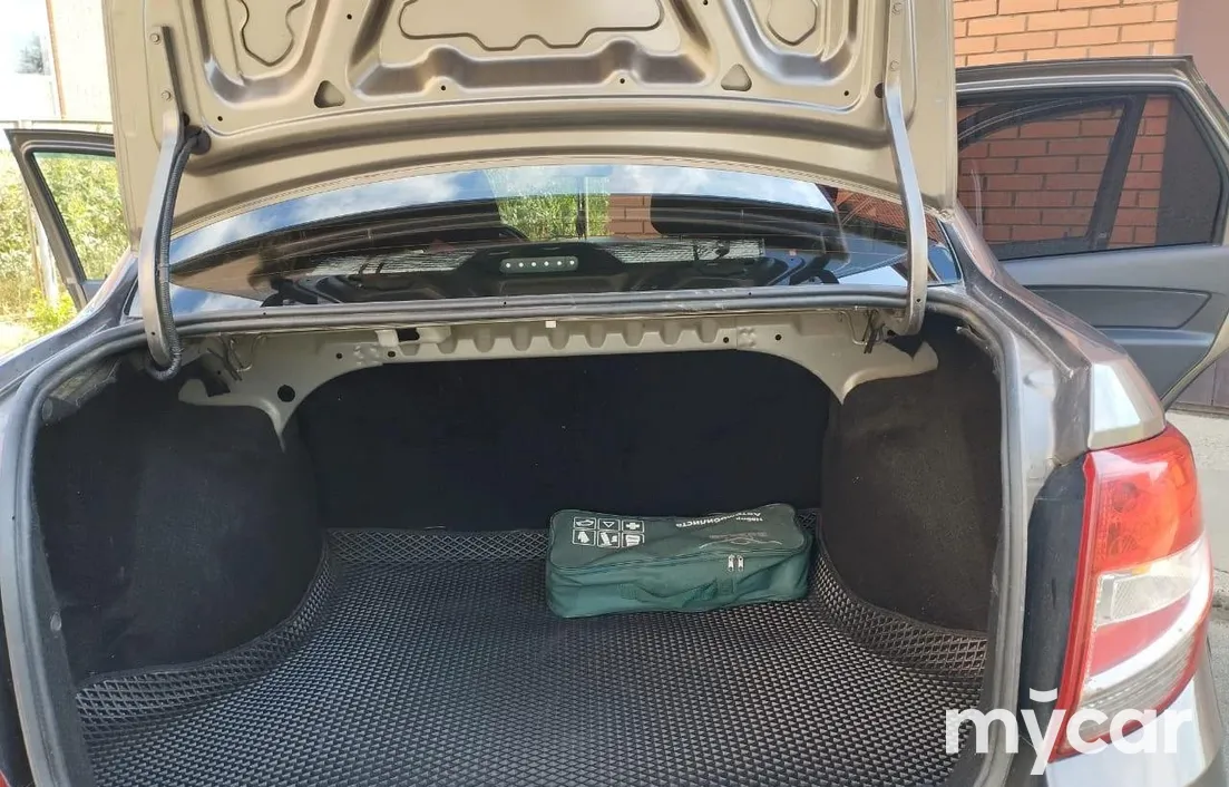 LADA Granta 2019