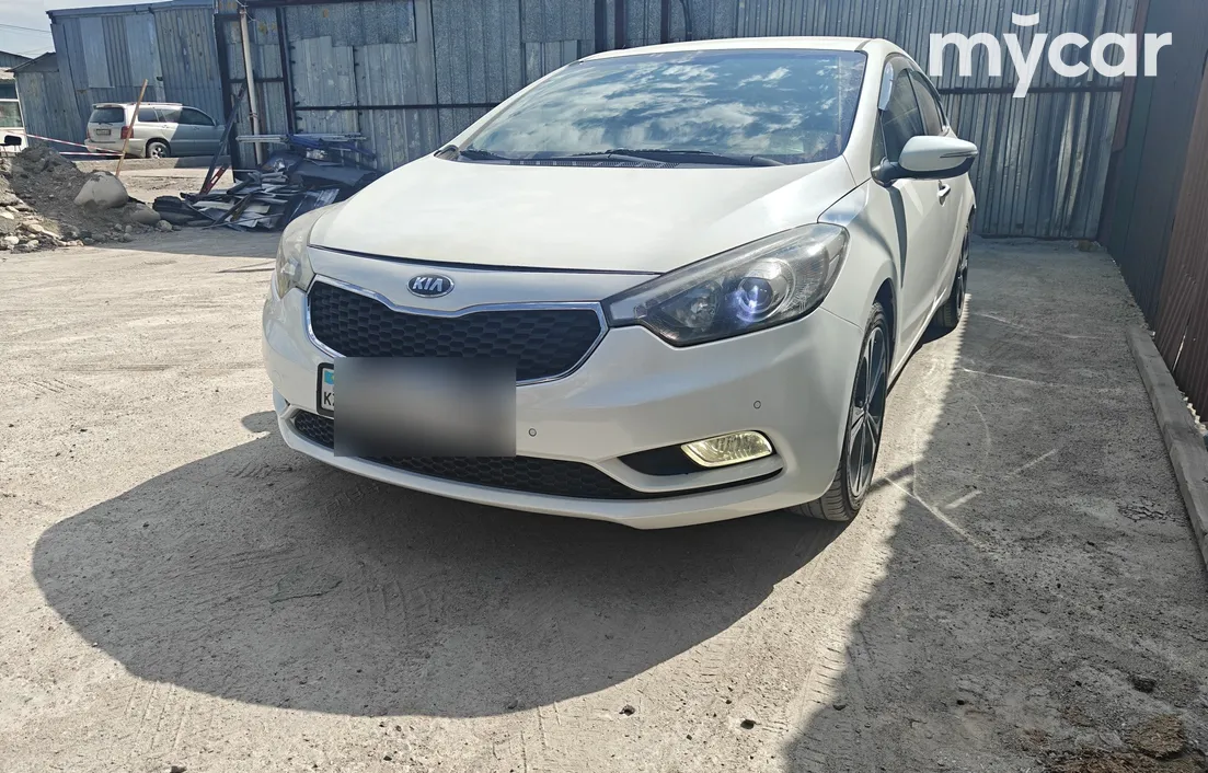 Kia Cerato 2013