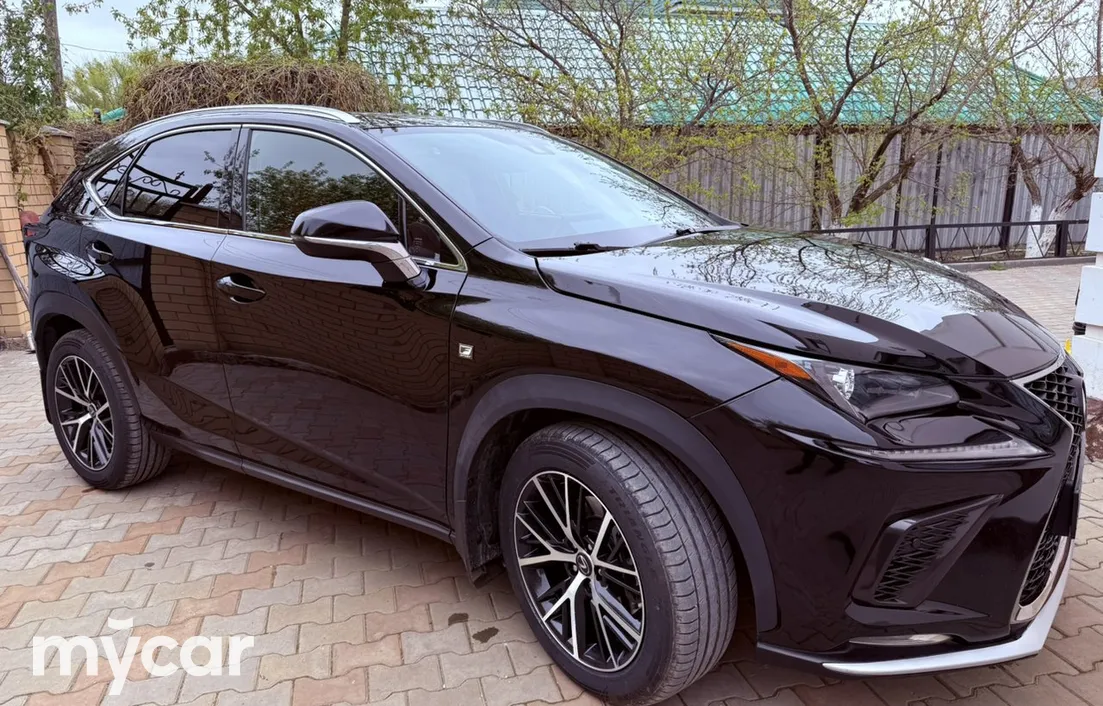 Lexus NX 2020