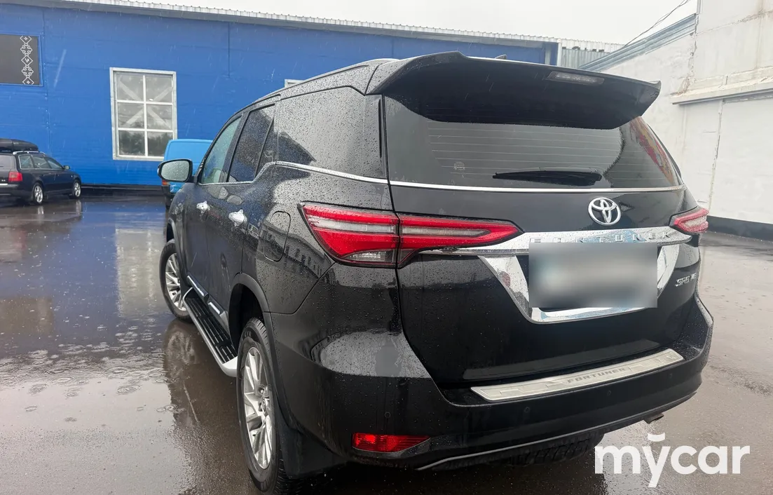 Toyota Fortuner 2022