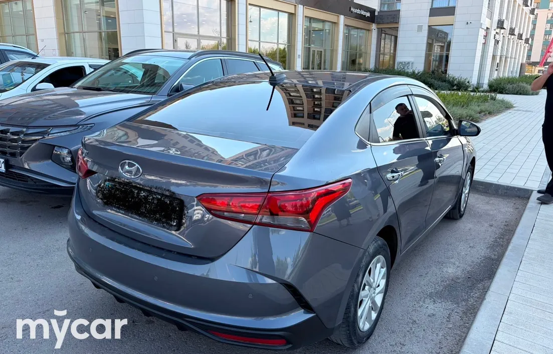 Hyundai Accent 2021
