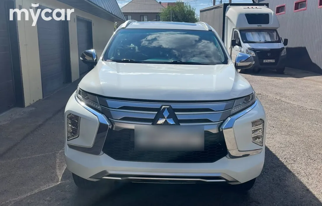 Mitsubishi Montero Sport 2023