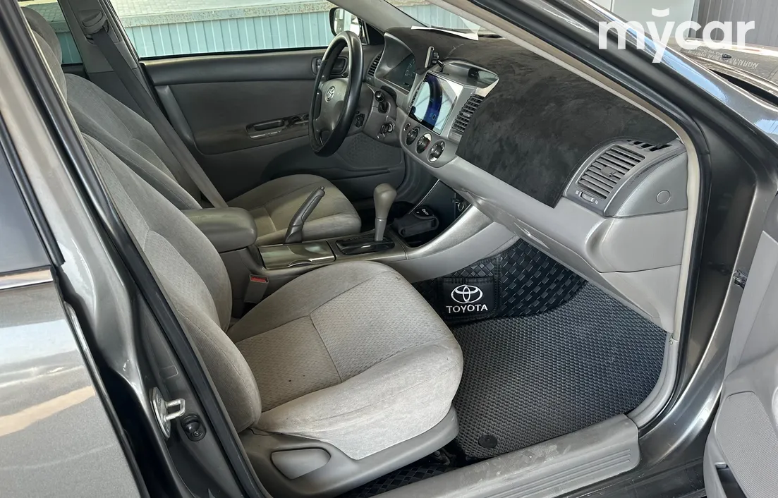 Toyota Camry 2003