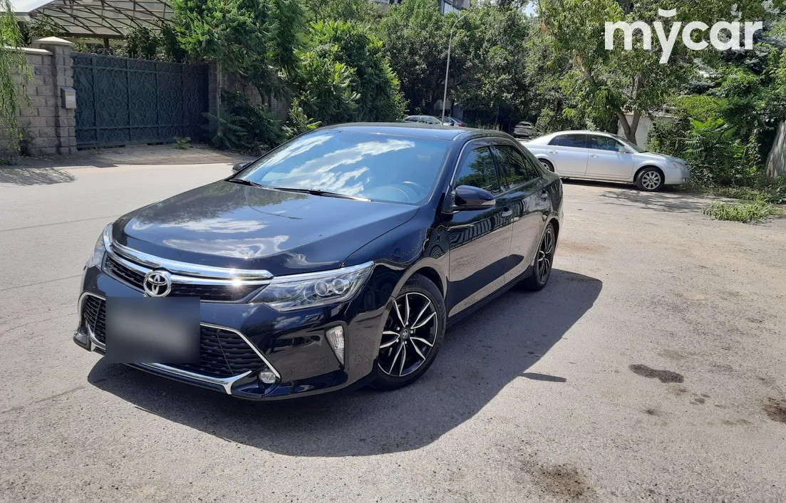 Toyota Camry 2017