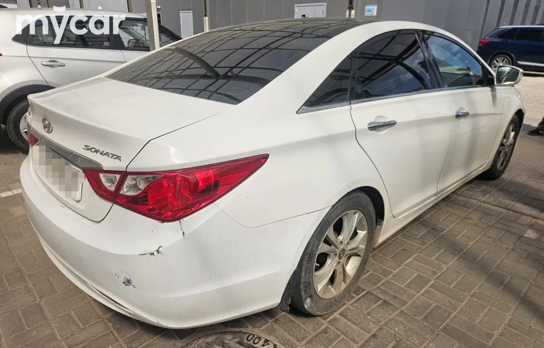 Hyundai Sonata 2012