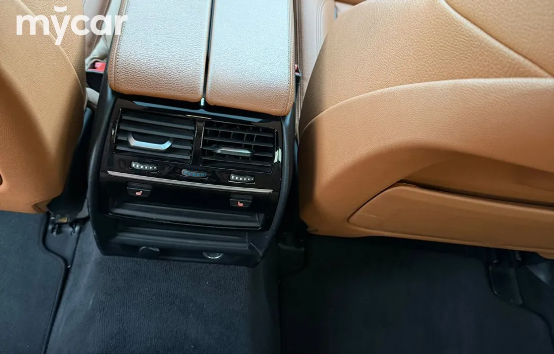 BMW 5 серия 2017