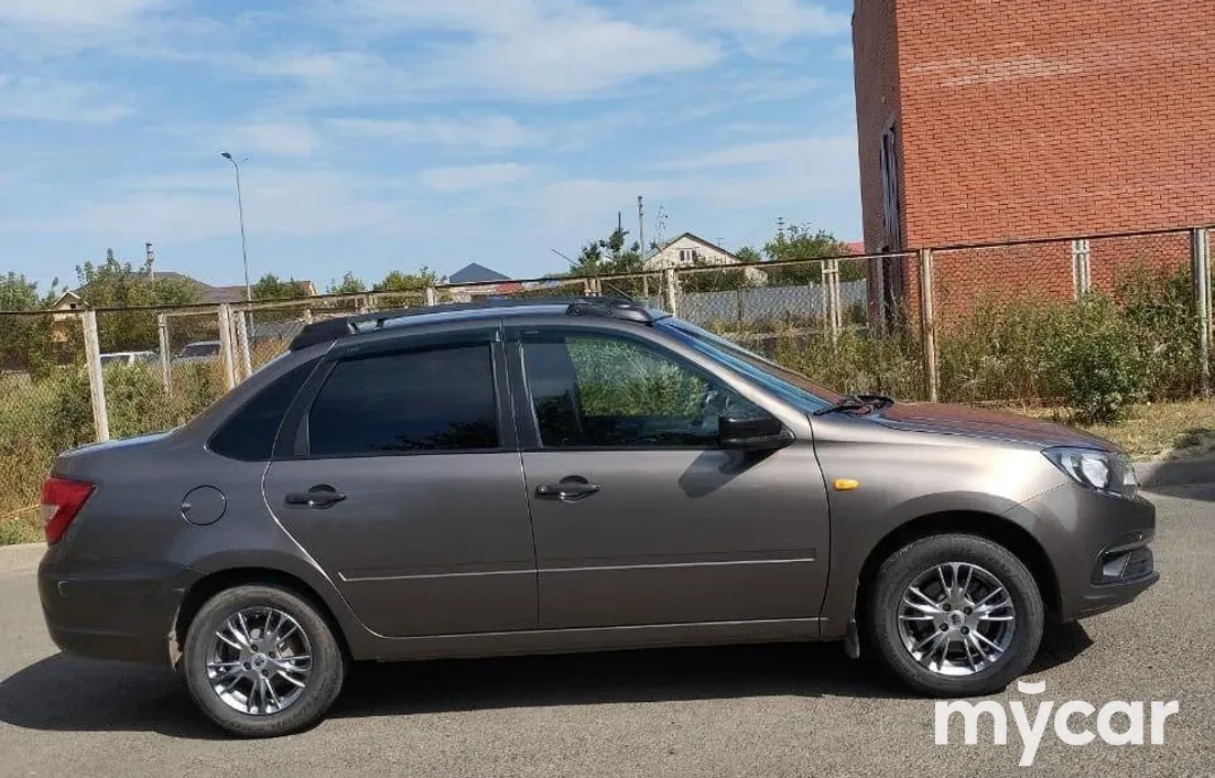 LADA Granta 2019