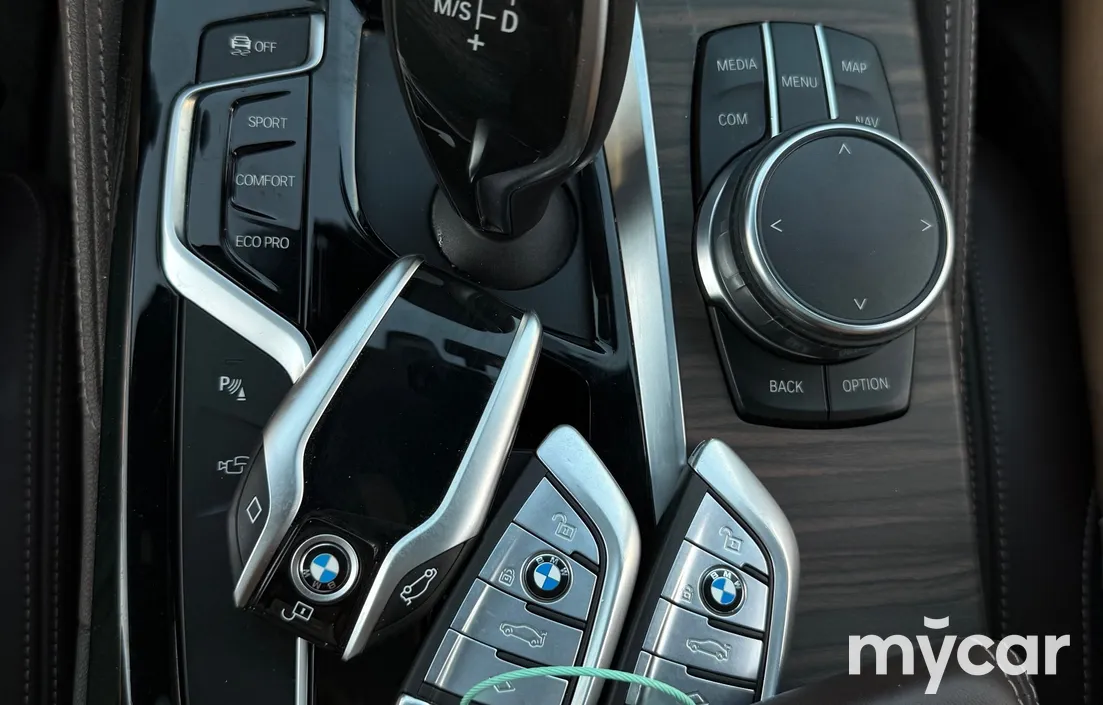 BMW 5 серия 2017