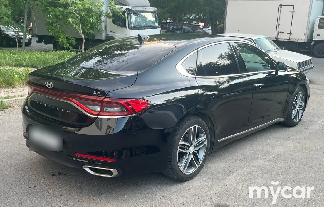 Hyundai Grandeur 2016
