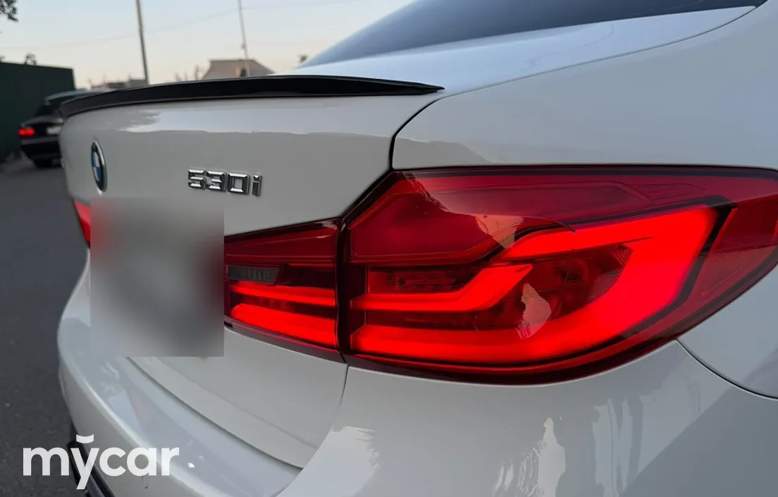 BMW 5 серия 2017