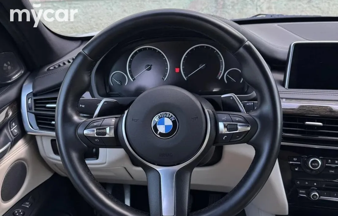 BMW X5 2016