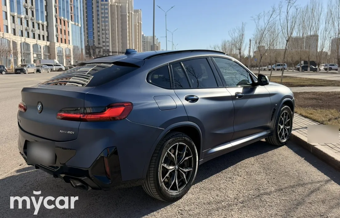 BMW X4 2023